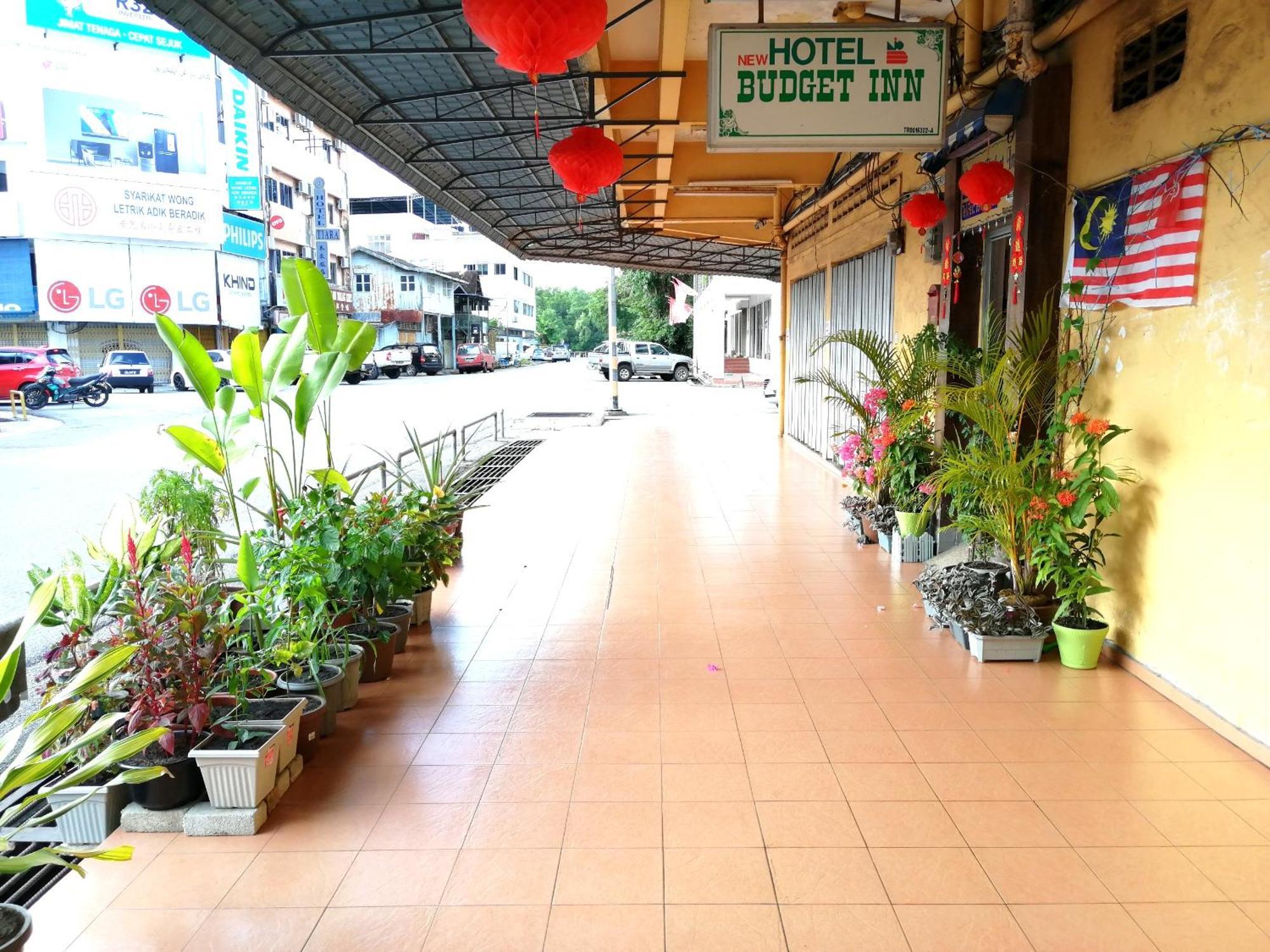 New Budget Inn Hotel Chukai Exterior foto